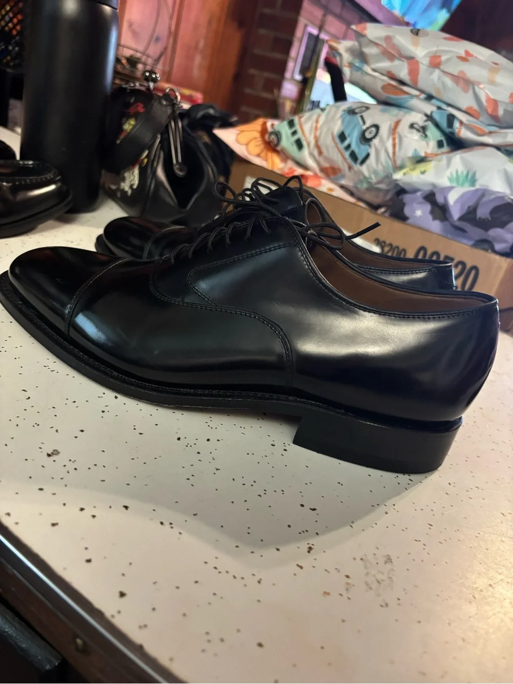 Johnston & Murphy Melton Classic Dress Cap Toe Oxford